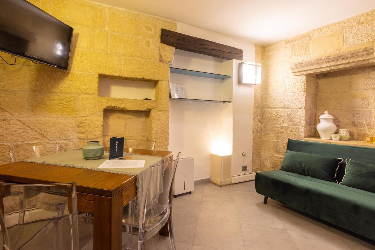 Espezia Bed & Breakfast Лече Екстериор снимка